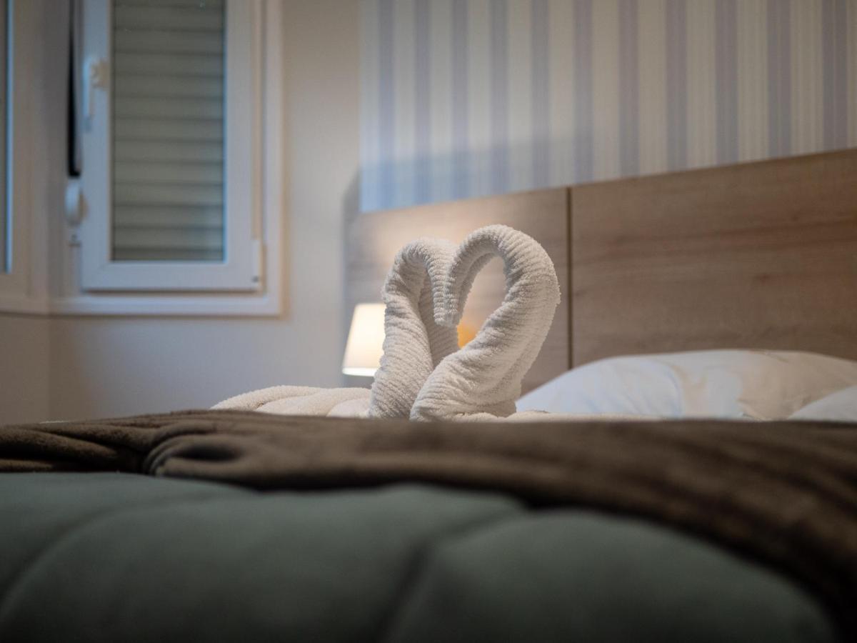 2 Suite, 1 Dormitorio Em Meio A Mata Araucaria A 1,5 Km Centro, Altos De Gramado Ngoại thất bức ảnh