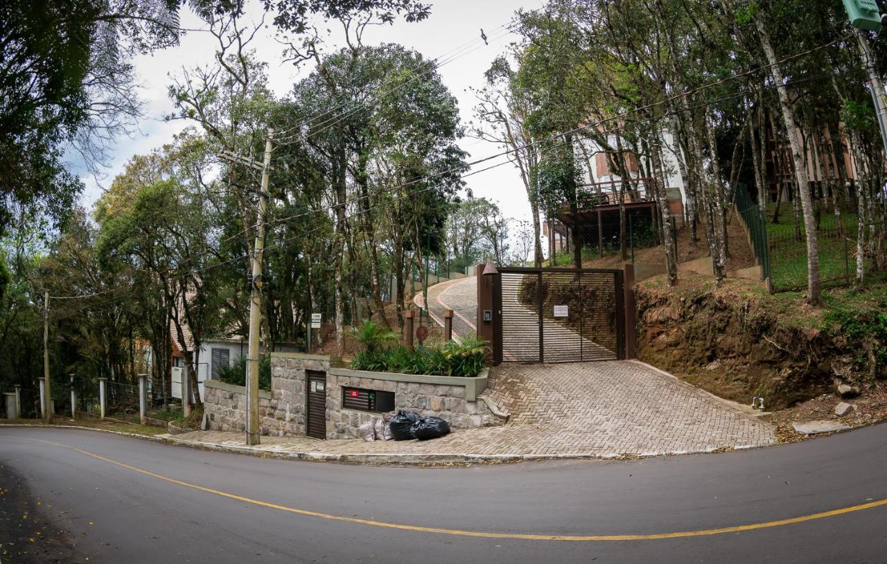 2 Suite, 1 Dormitorio Em Meio A Mata Araucaria A 1,5 Km Centro, Altos De Gramado Ngoại thất bức ảnh
